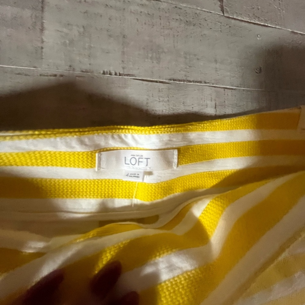 LOFT NWT Yellow‎ and White Striped High Waist - Picture 3 of 7